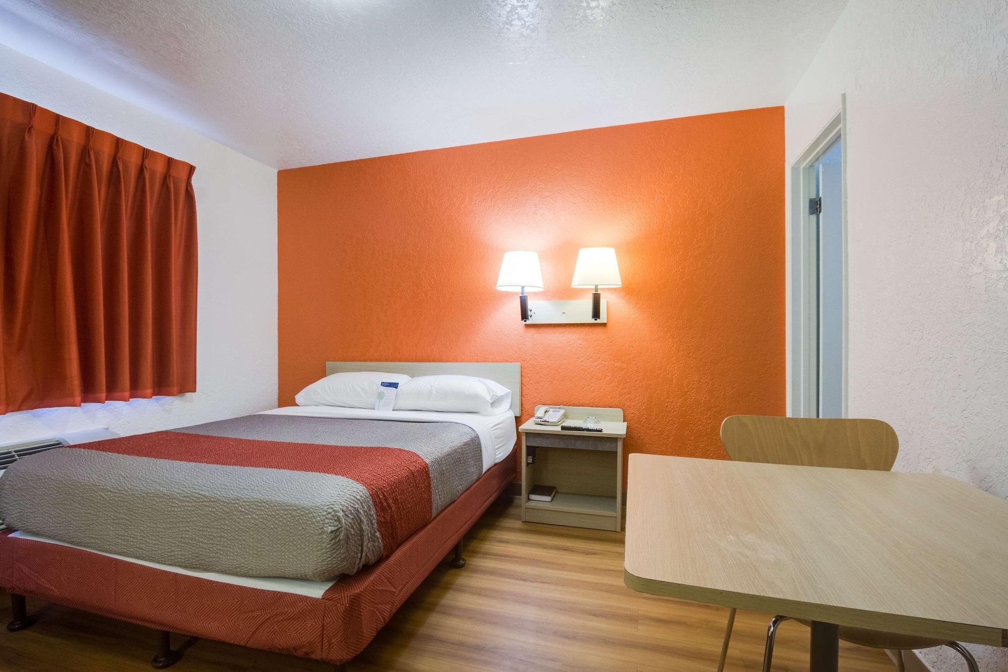 Park Inn By Radisson, Lakewood Exteriör bild