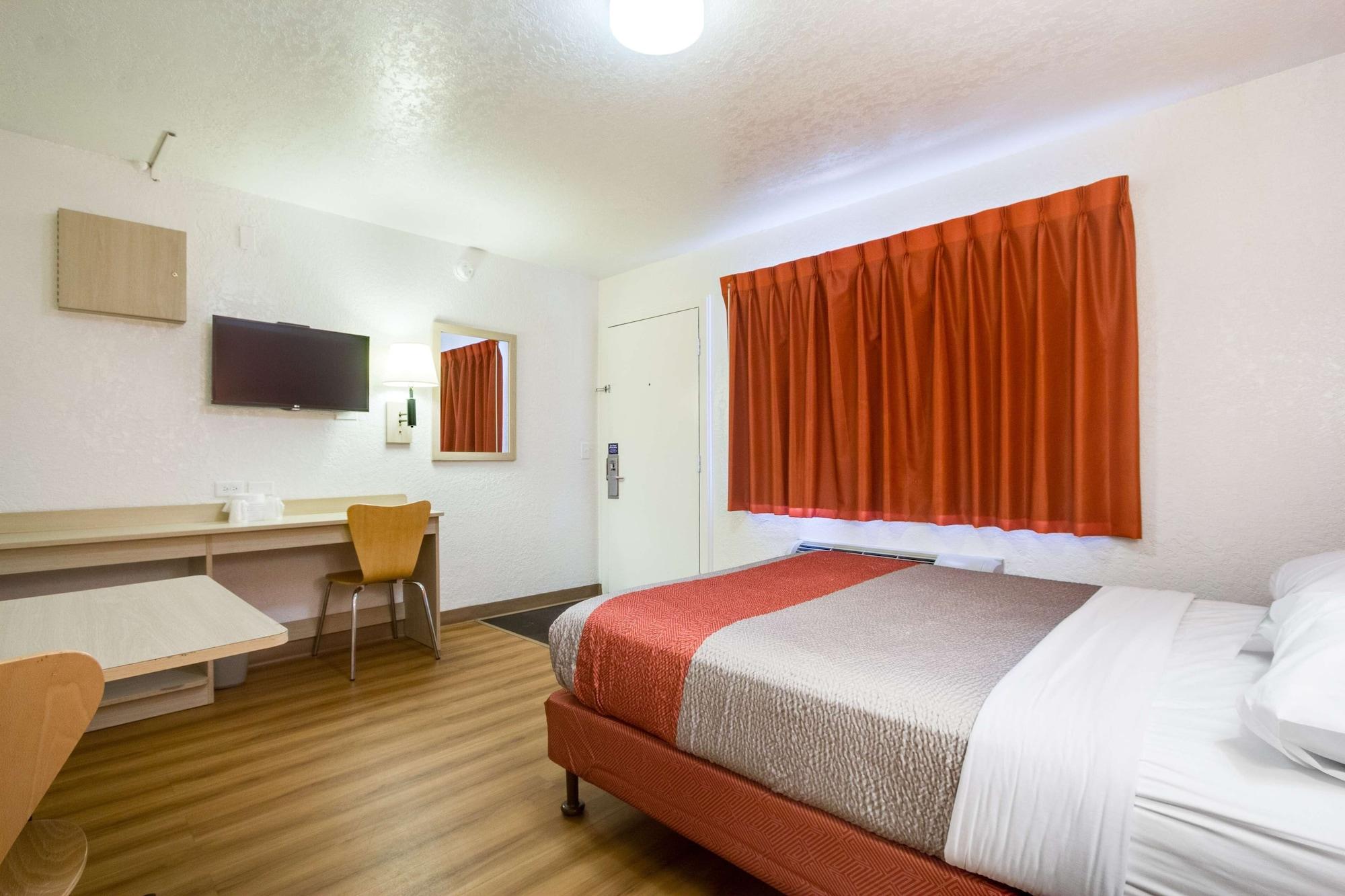 Park Inn By Radisson, Lakewood Exteriör bild
