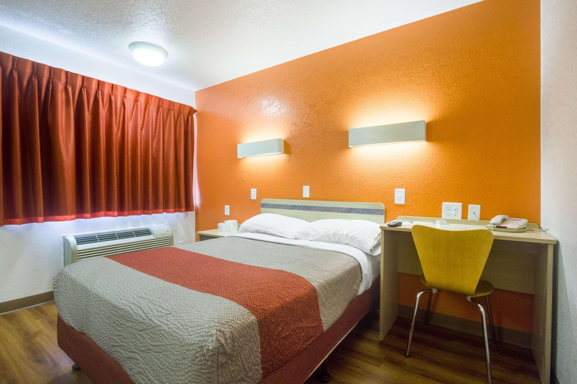 Park Inn By Radisson, Lakewood Exteriör bild