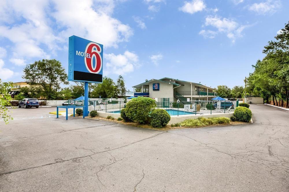 Park Inn By Radisson, Lakewood Exteriör bild